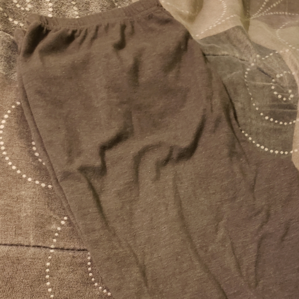 Grey leggings